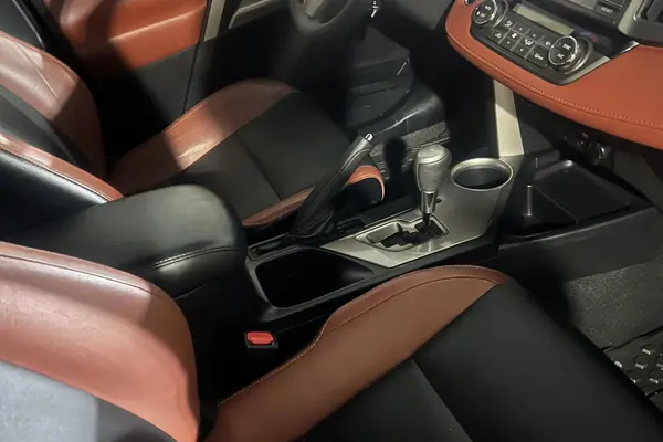 تویوتا، راوفور