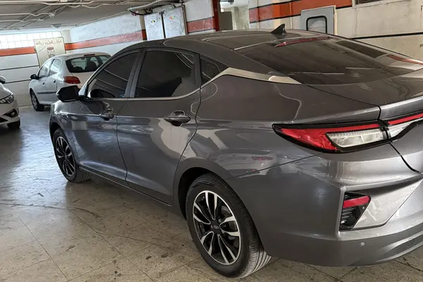 کی ام سی  eJ7