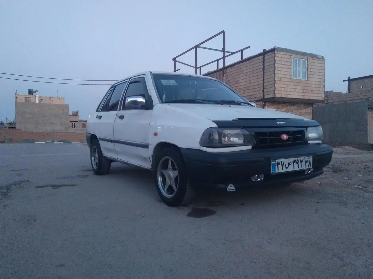 پراید،  صندوق دار