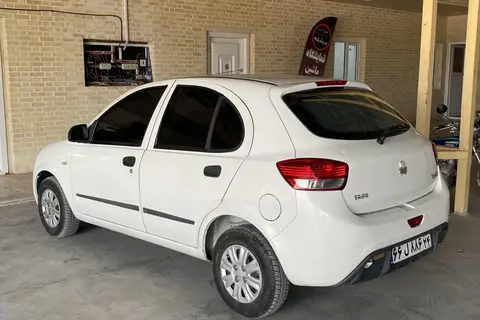 تیبا، هاچ بک