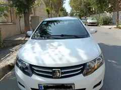 زوتی، آریو