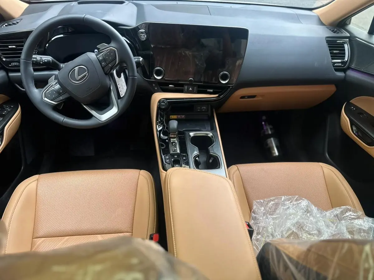 لکسوس،  NX هیبرید