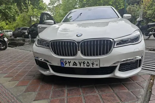 ب ام و، سری 7