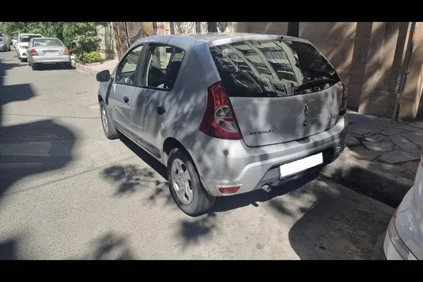 رنو  ساندرو
