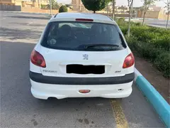 پژو، 206