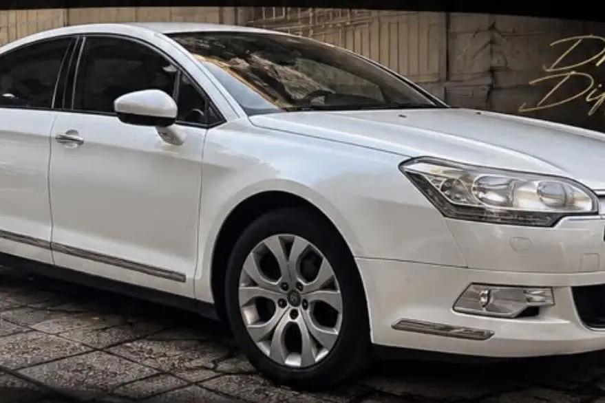 سیتروئن،  C5
