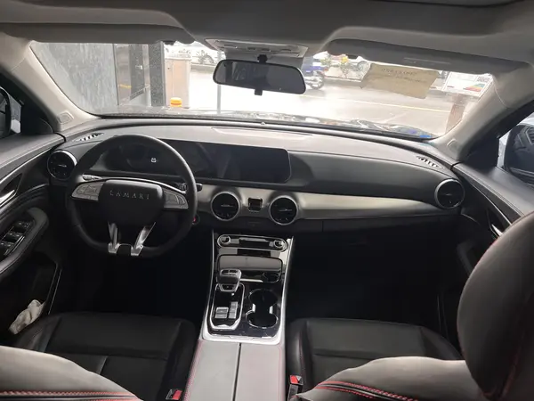 لاماری، ایما