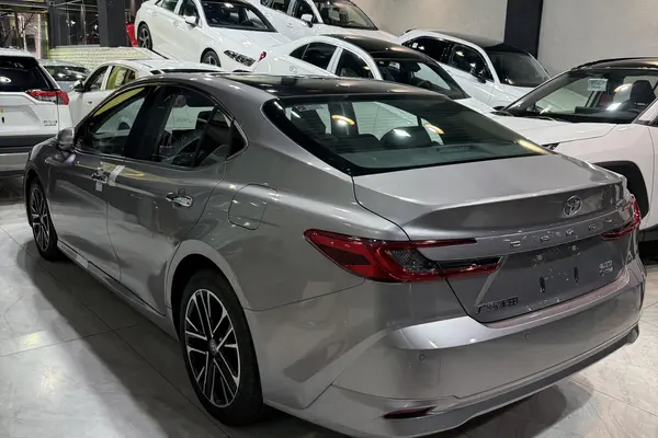 تویوتا، کمری هیبرید