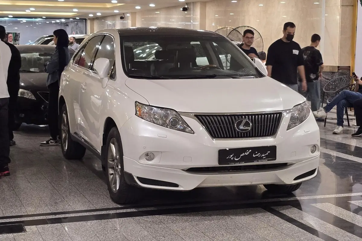لکسوس،  RX