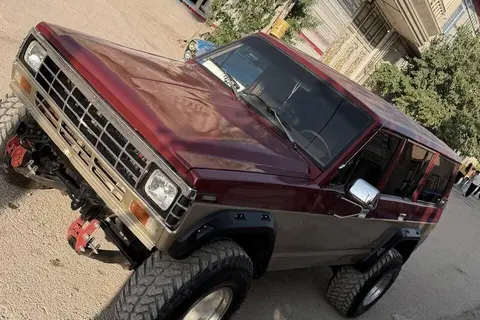 نیسان، پاترول چهار در