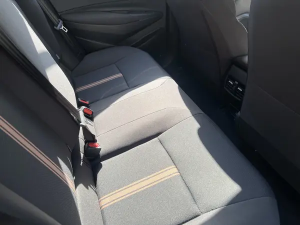 تویوتا، لوین هیبرید