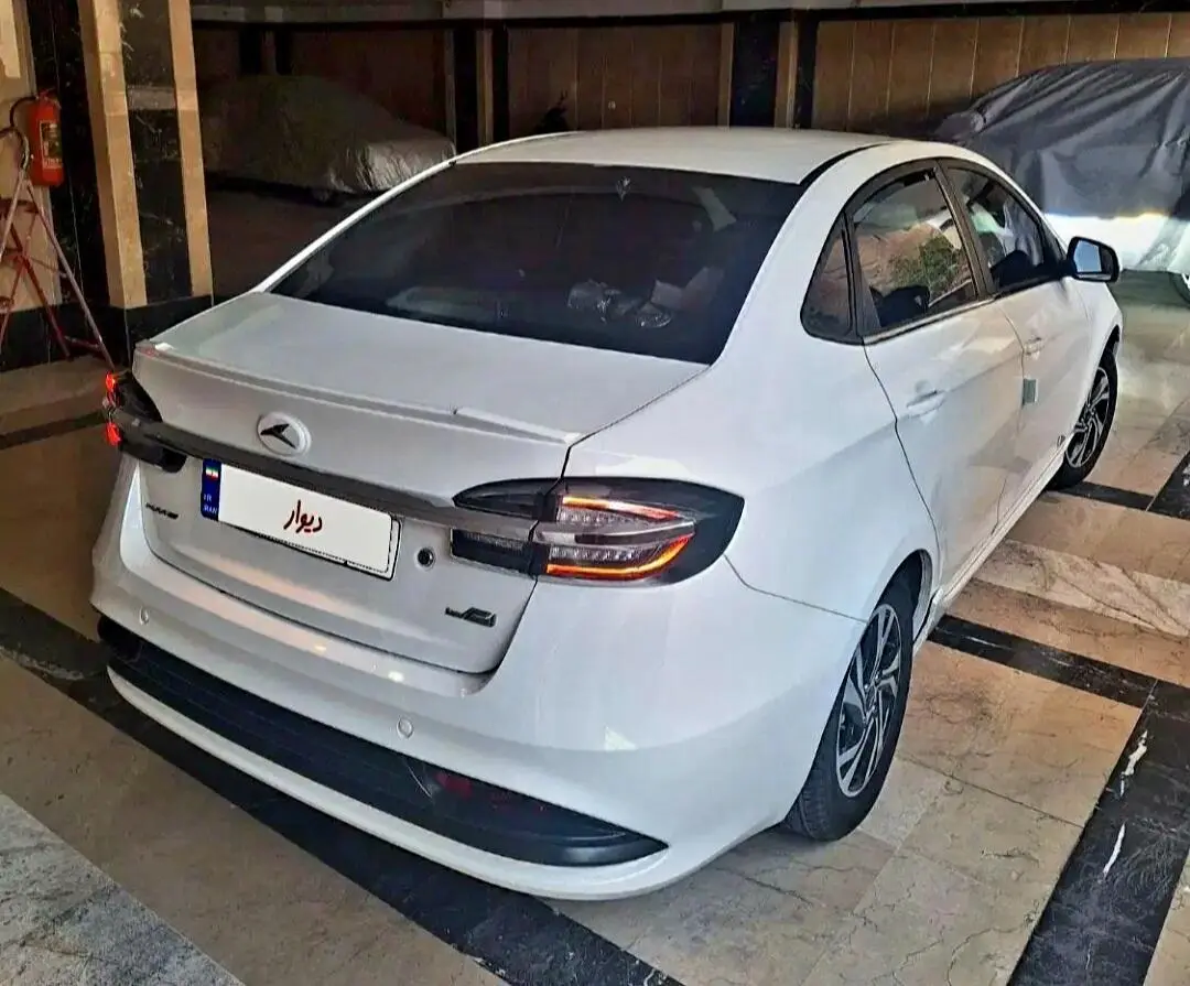کی ام سی،  ایگل