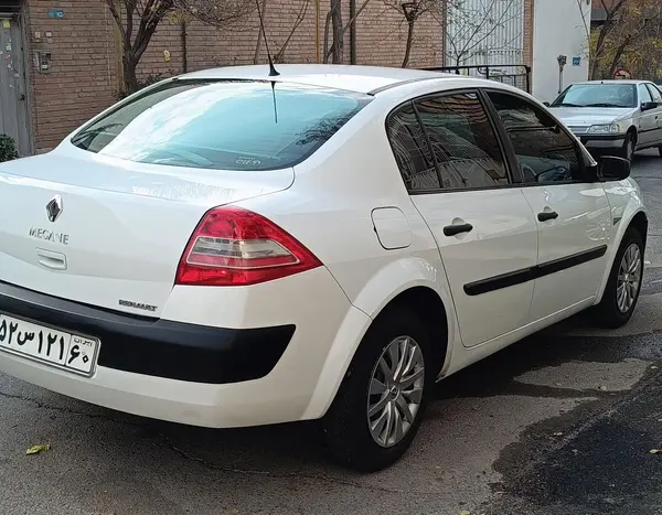 رنو، مگان (مونتاژ)