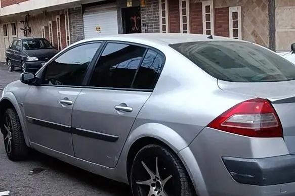 رنو، مگان (وارداتی)