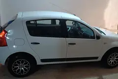 رنو، ساندرو