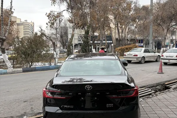 تویوتا، کمری هیبرید