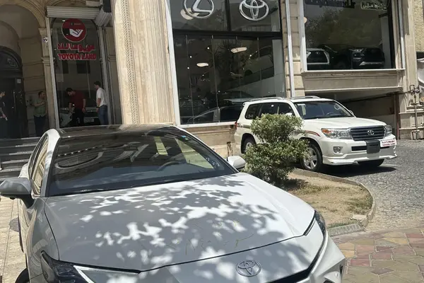 تویوتا  کمری هیبرید