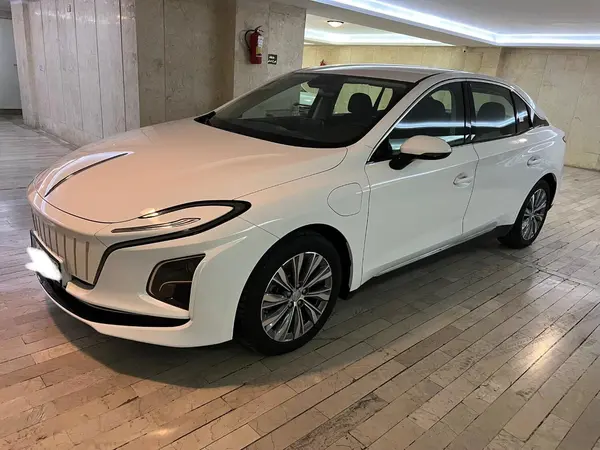 هونگچی، E-QM5