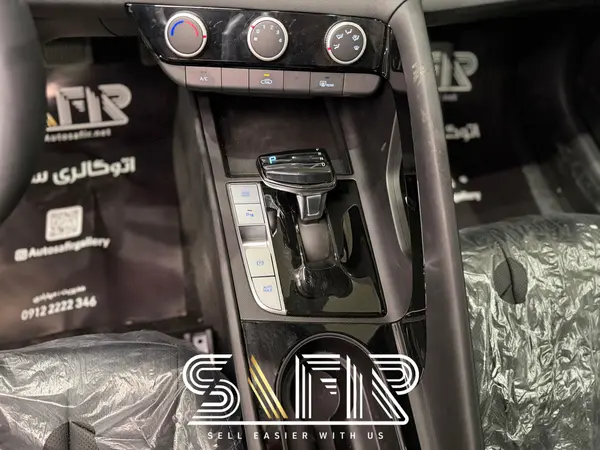 هیوندای، النترا