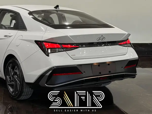 هیوندای، النترا