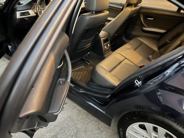 ب ام و، سری 3 سدان