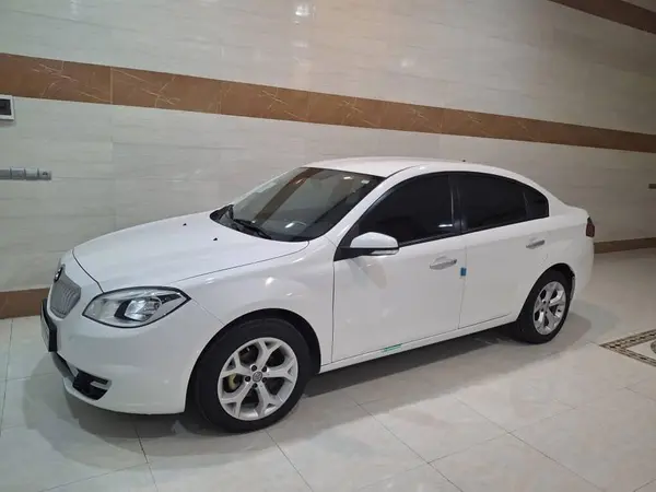 برلیانس، H330