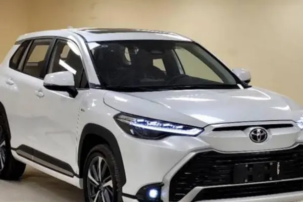 تویوتا، فرانت لندر هیبرید