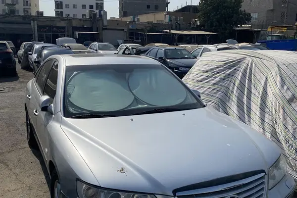 هیوندای، آزرا (گرنجور)