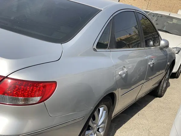 هیوندای، آزرا (گرنجور)