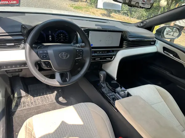 تویوتا، کمری هیبرید