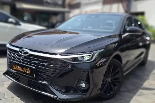 فونیکس  آریزو 8 (Z8)