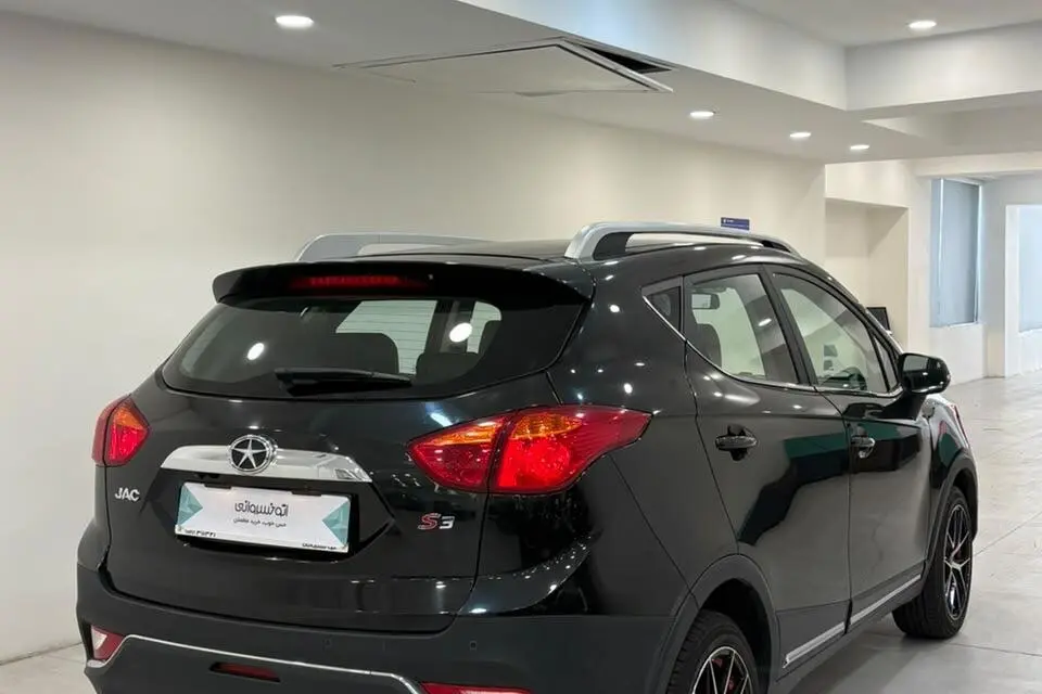 جک،  S3