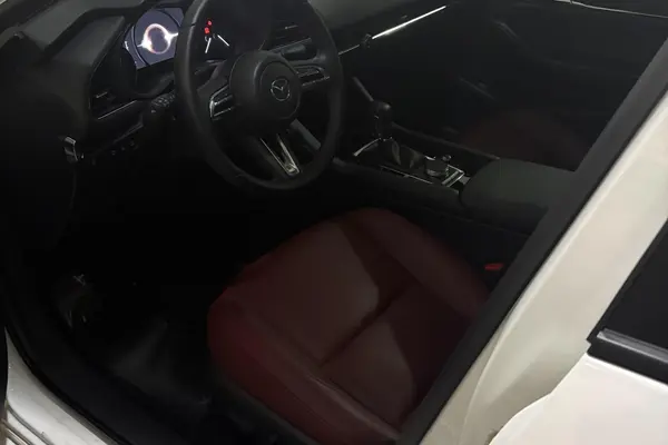 مزدا، 3 وارداتی