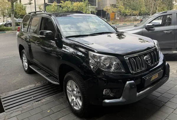 تویوتا  پرادو  چهار در