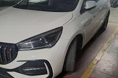 چری، آریزو 5T اسپرت FL