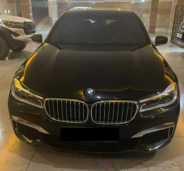 ب ام و، سری 7