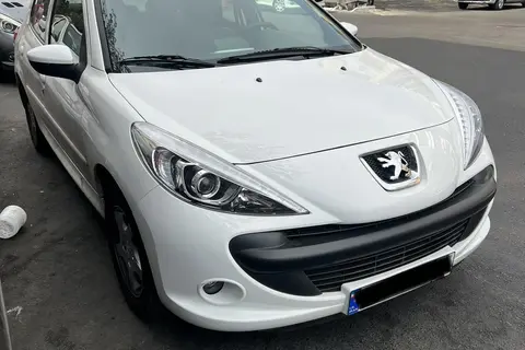 پژو، 207