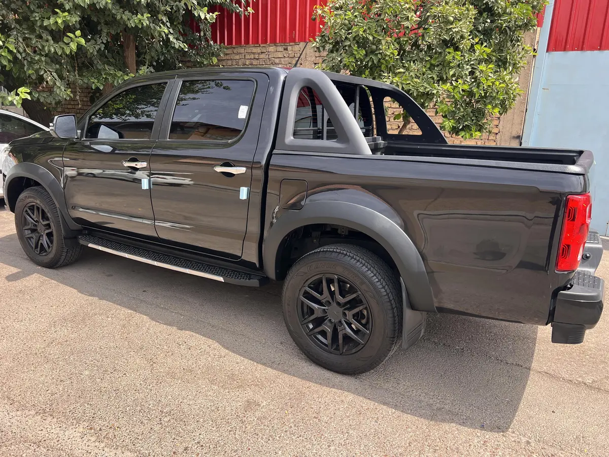 کی ام سی،  T8