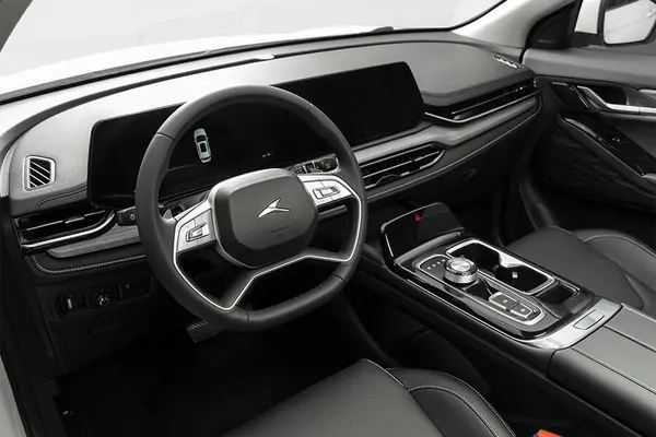 کی ام سی، SR6