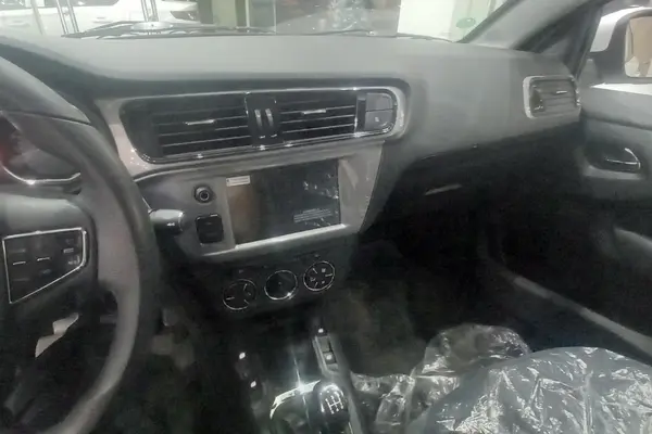 تارا، دنده ای V1 پلاس