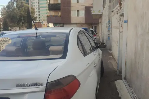برلیانس، H330