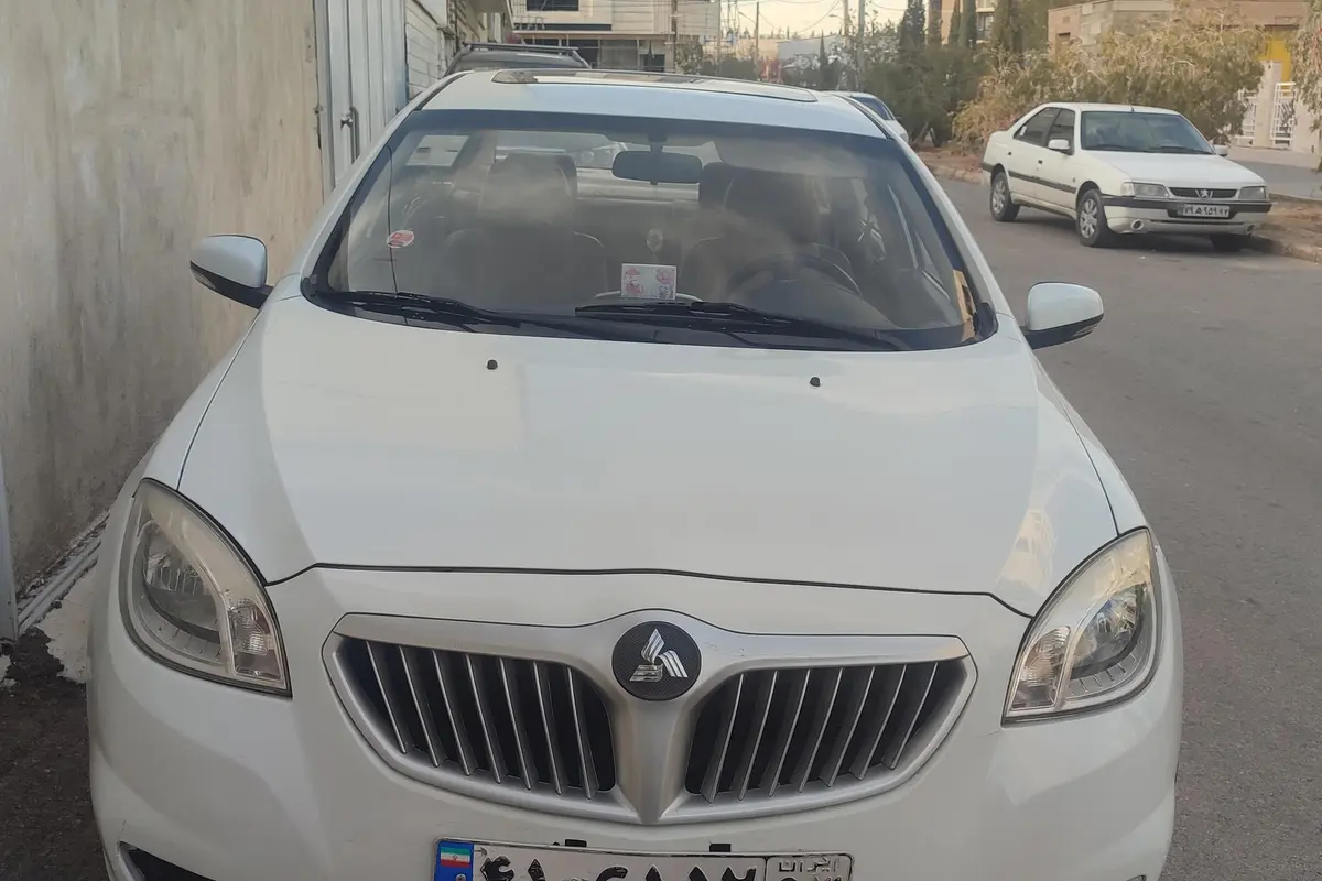 برلیانس،  H330