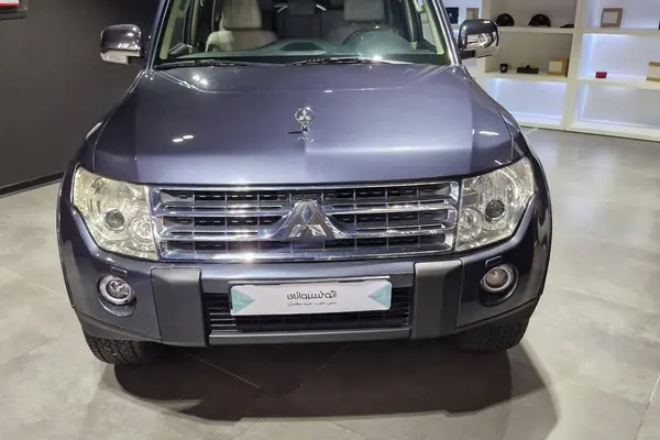 میتسوبیشی، پاجرو چهار در