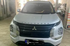 میتسوبیشی، اوتلندر