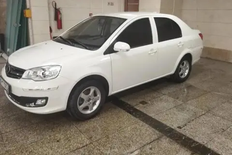راین، V5