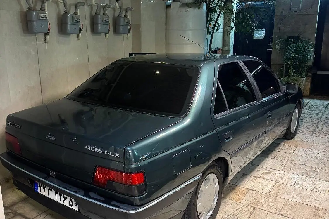پژو،  405