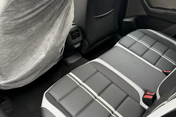 فولکس، تی راک