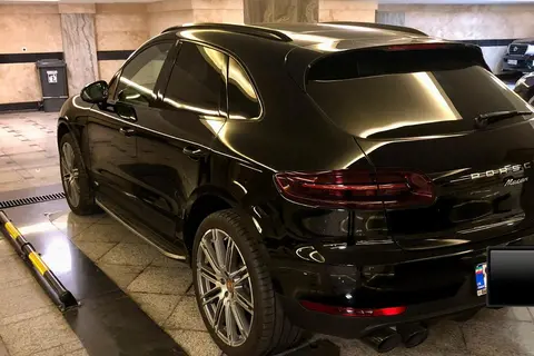 پورشه، ماکان