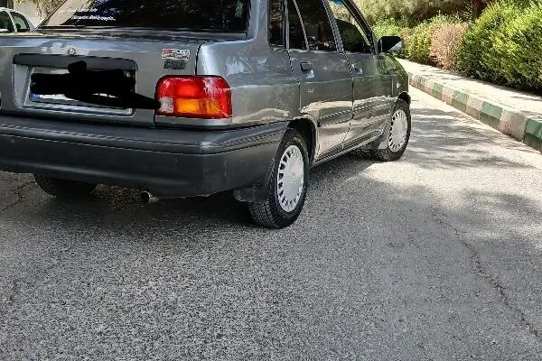 پراید،  صندوق دار