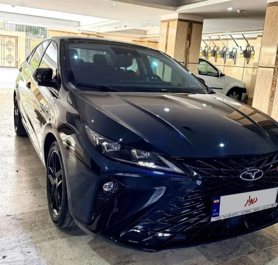 فونیکس،  آریزو 6 جی تی (Z6 GT)